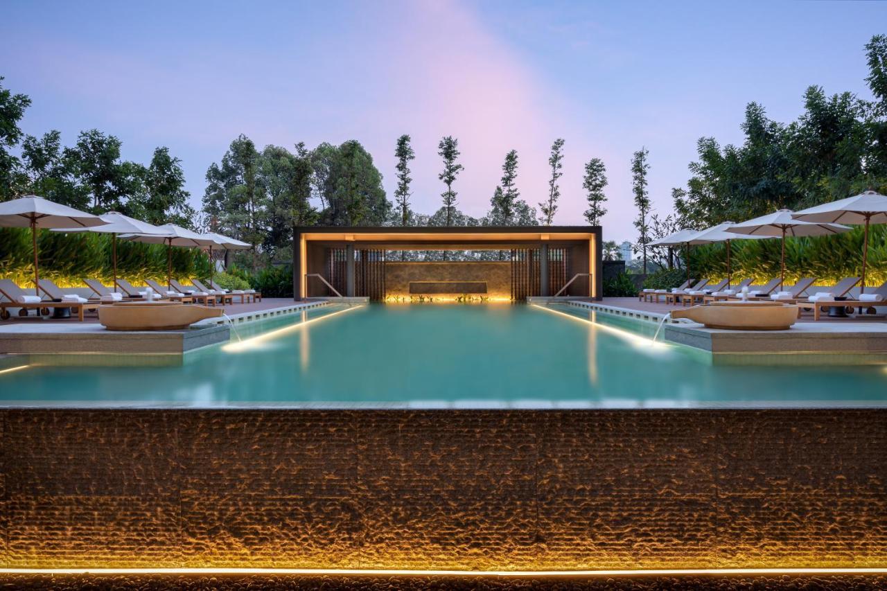 Hyatt Regency Phnom Penh Exterior foto