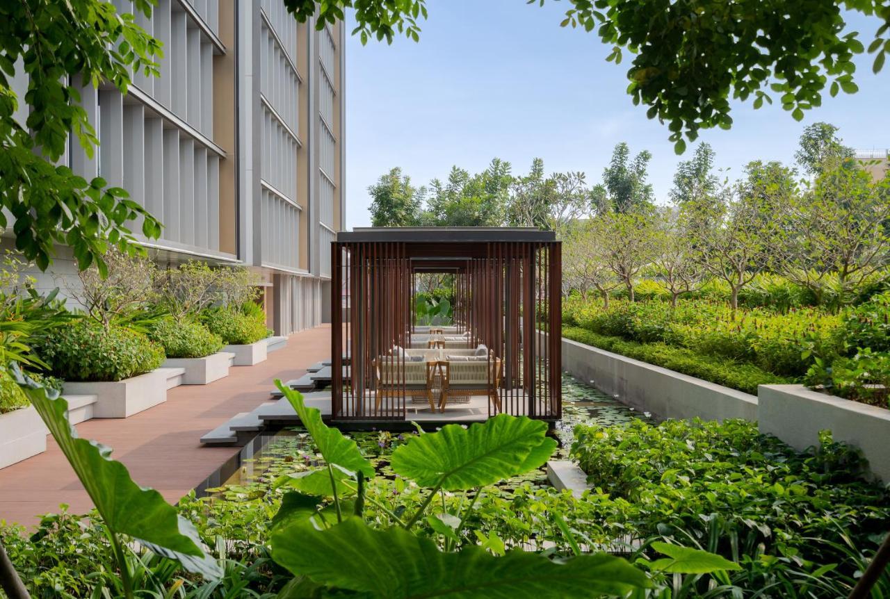 Hyatt Regency Phnom Penh Exterior foto