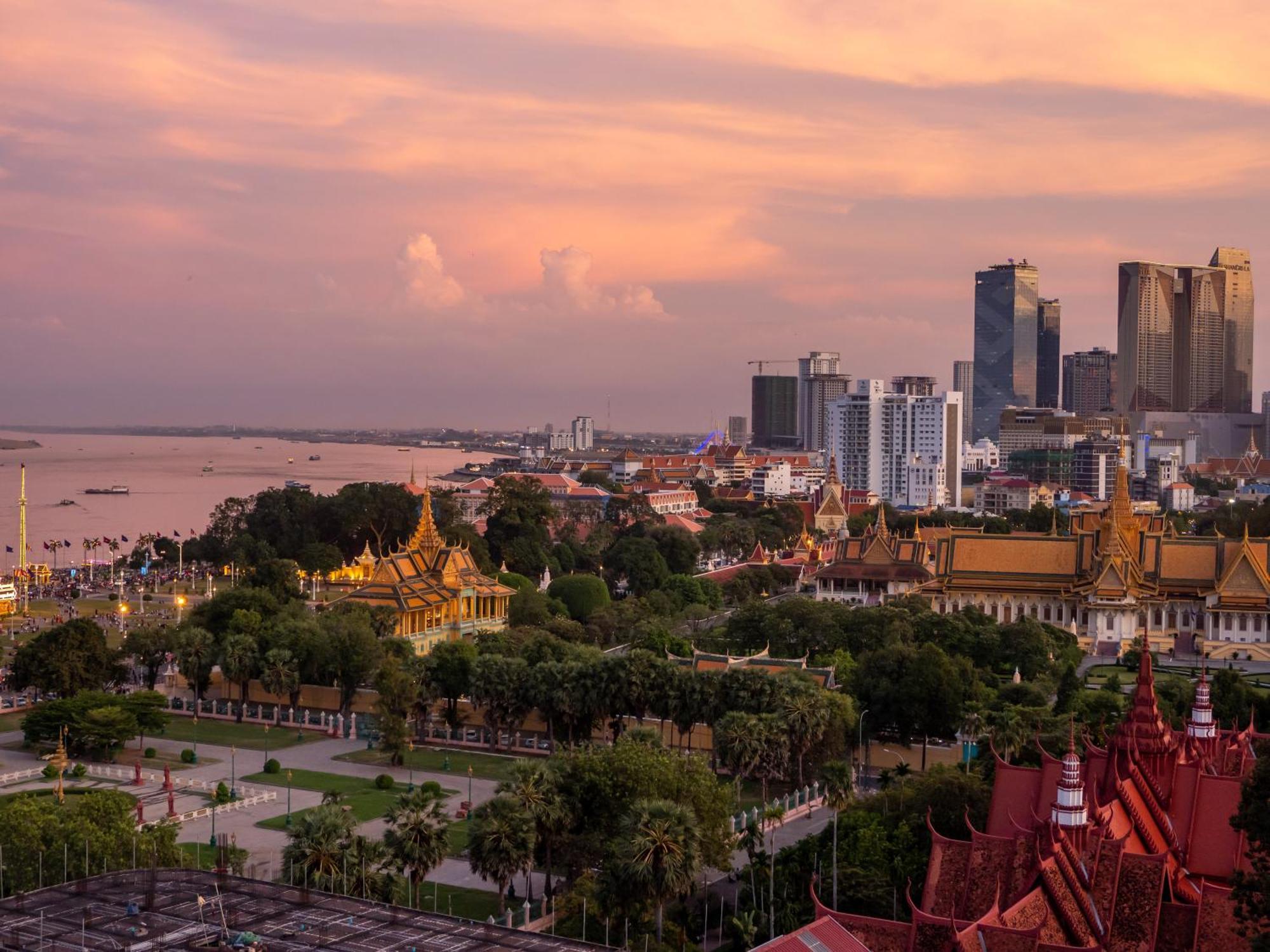 Hyatt Regency Phnom Penh Exterior foto